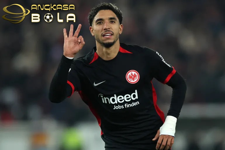 Terus-Terusan Belanja, Man City Sepakati Transfer Omar Marmoush dari Eintracht Frankfurt